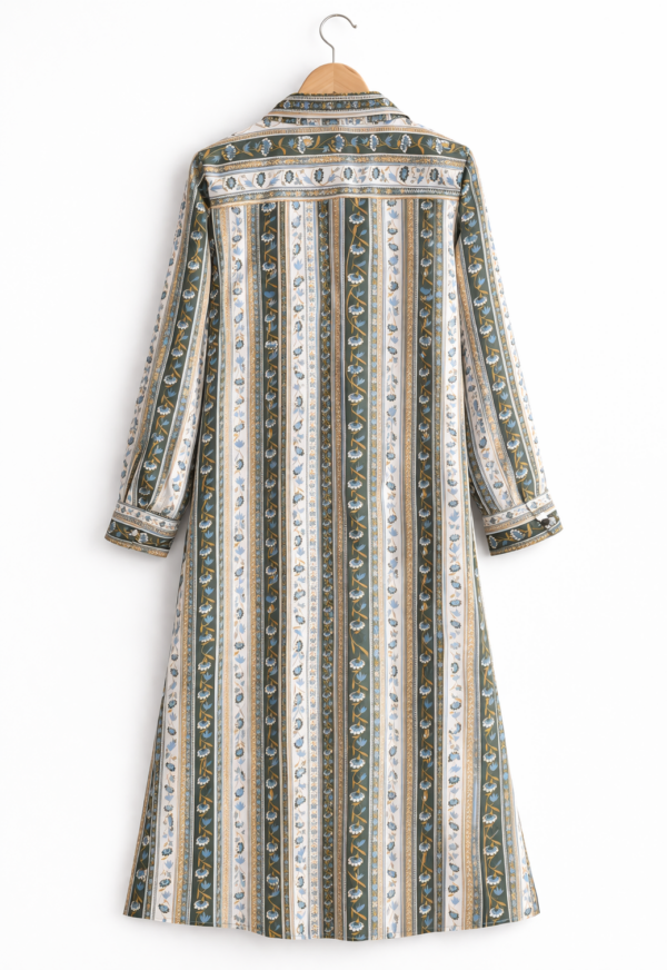 Chemise longue imprimée à motifs floraux élégants